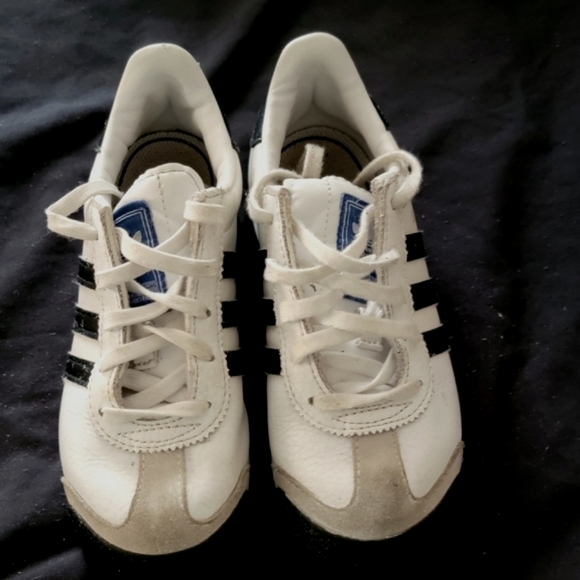 Adidas sneakers - Picture 1 of 4